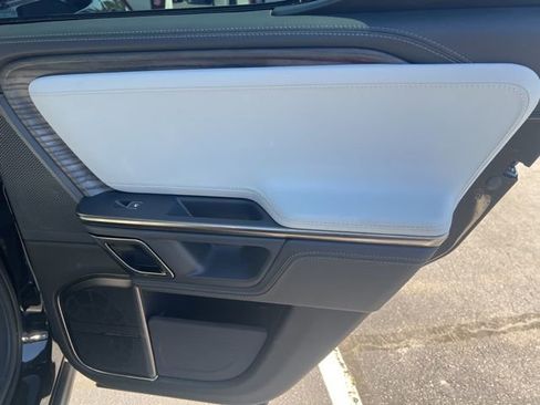 Used 2022 Rivian R1T Adventure image 22