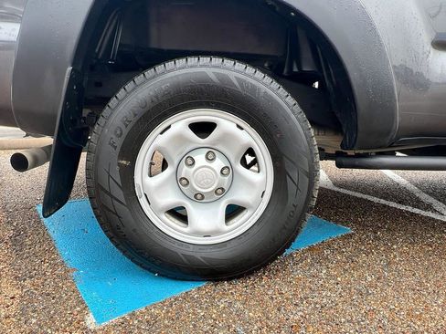 Used 2015 Toyota Tacoma PreRunner image 7