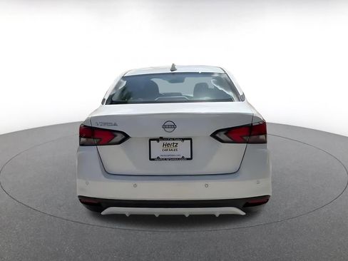 Used 2025 Nissan Versa SV FWD image 12