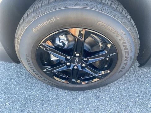 Used 2025 Chevrolet Blazer LT w/ Midnight/Sport Edition image 10