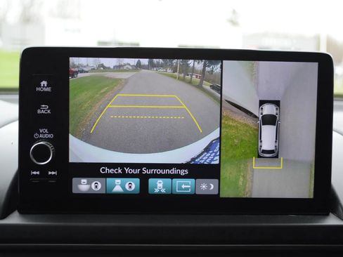 Used 2024 Honda Pilot TrailSport image 29