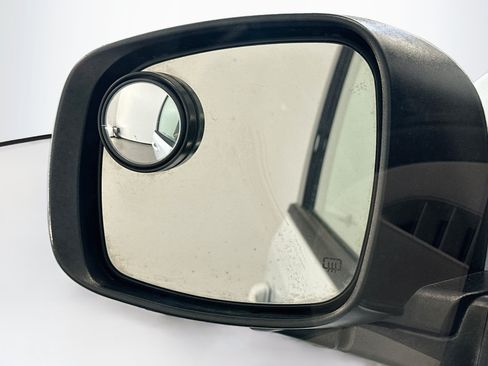 Used 2013 Dodge Grand Caravan SXT w/ Rear Park Assist Pkg FWD image 16