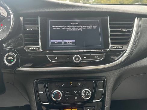 Used 2017 Buick Encore Preferred image 24