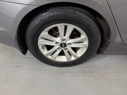 Used 2013 Hyundai Sonata GLS w/ Popular Equipment Pkg image 10