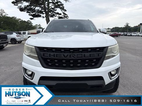 Used 2018 Chevrolet Colorado Z71 AWD/4WD image 3