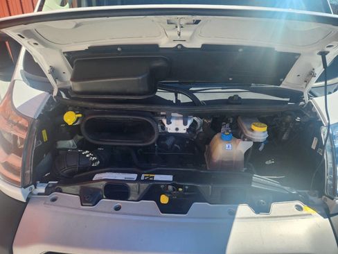 Used 2021 RAM ProMaster 3500 w/ Convenience Group image 18