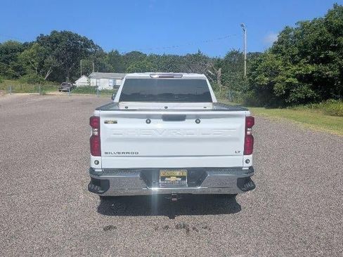 Used 2020 Chevrolet Silverado 1500 LT AWD/4WD image 4
