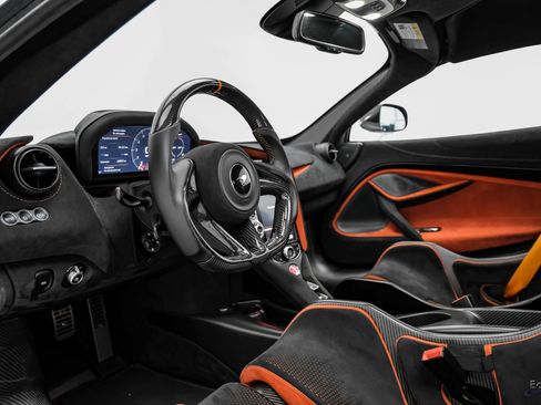 Used 2021 McLaren 765LT RWD image 48