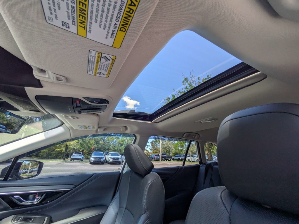 Used 2025 Subaru Outback Touring XT AWD/4WD image 20