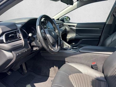 Certified 2022 Toyota Camry SE FWD image 8