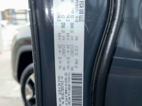 Used 2018 Jeep Compass Trailhawk w/ Leather Interior Group image 29