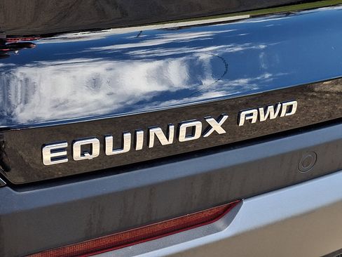 Used 2025 Chevrolet Equinox LT w/ Safety and Technology Package image 30