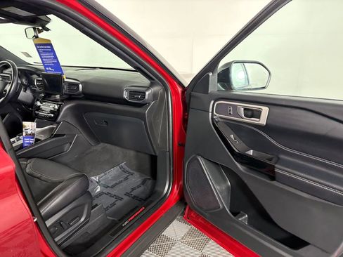 Certified 2023 Ford Explorer ST image 38