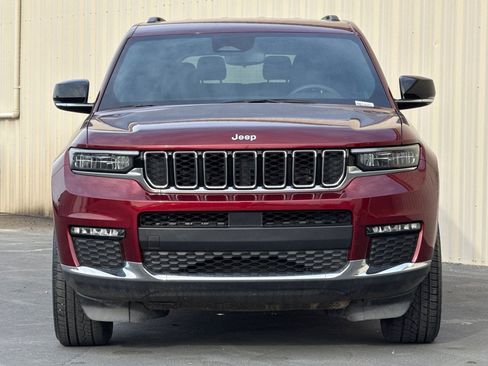 Used 2024 Jeep Grand Cherokee L Limited w/ Trailer Tow Package AWD/4WD image 9