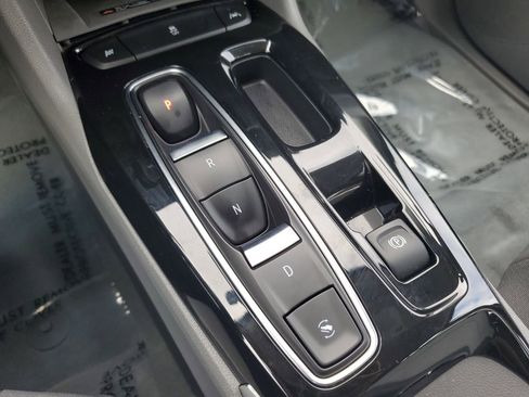 Used 2023 Chevrolet Bolt EUV Premier FWD image 26