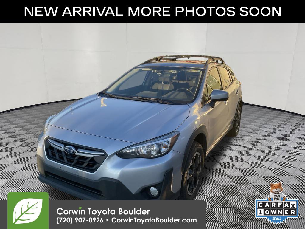 Used 2022 Subaru Crosstrek 2.0i Premium w/ Moonroof Package AWD/4WD image 3