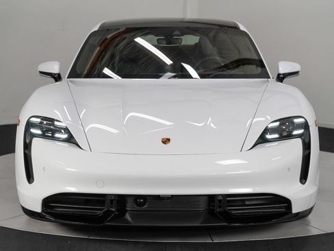 Used 2020 Porsche Taycan Turbo S AWD/4WD image 10