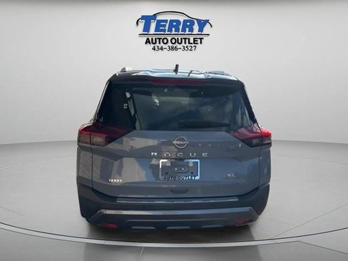 Used 2023 Nissan Rogue SL w/ SL Premium Package image 5