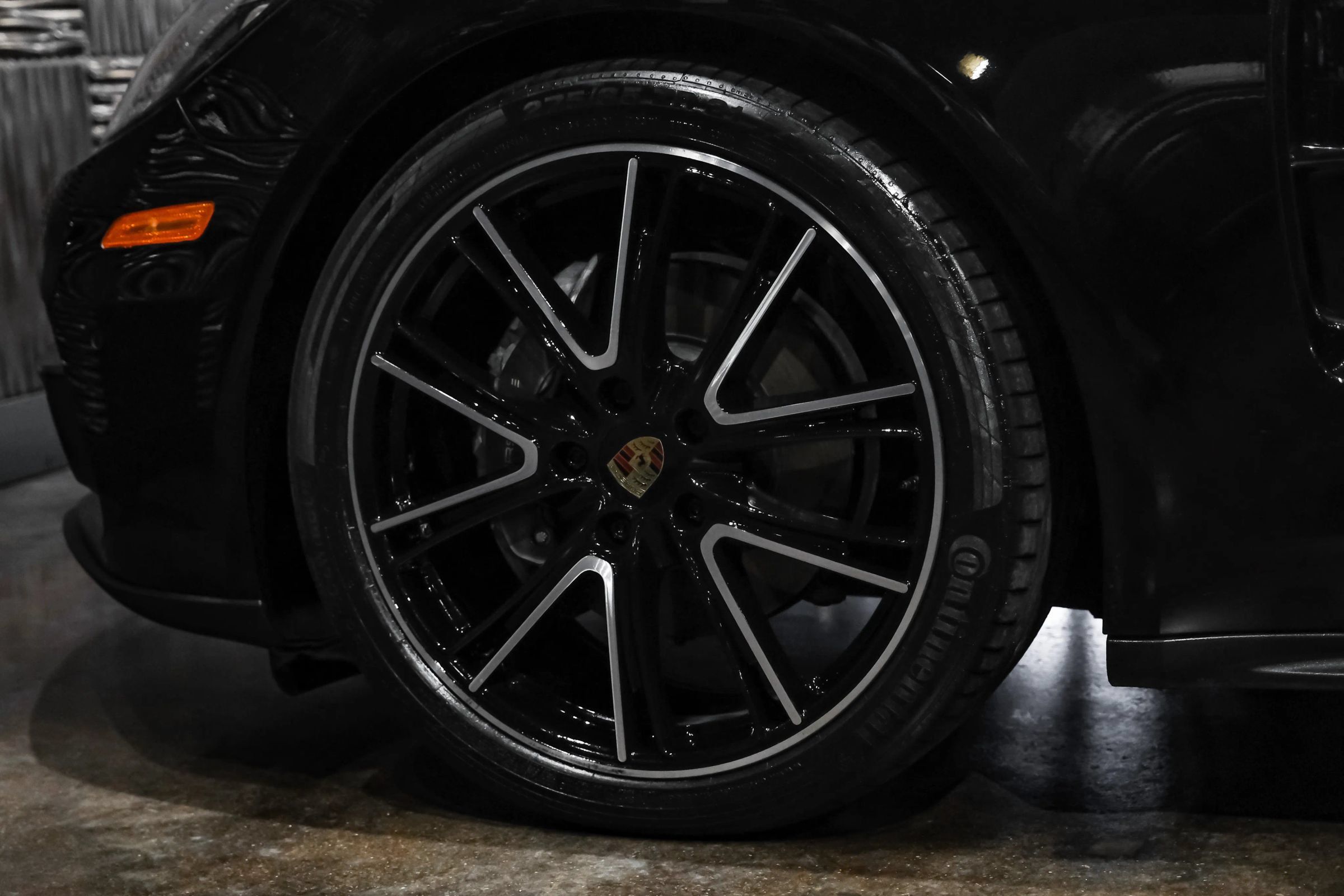 Used 2019 Porsche Panamera 4 AWD/4WD image 55