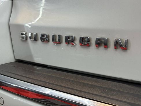 Used 2016 Chevrolet Suburban LTZ image 29