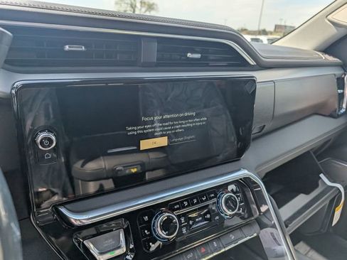 New 2026 GMC Sierra 2500 Denali w/ Denali Reserve Package AWD/4WD image 21