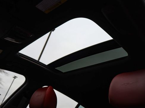 Used 2021 Kia Stinger GT2 image 35