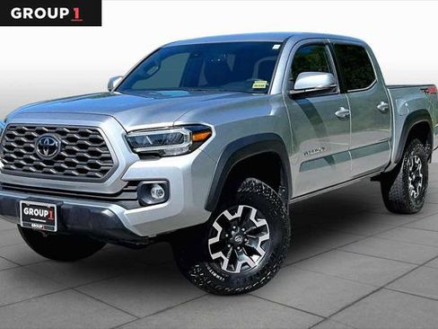 Certified 2023 Toyota Tacoma TRD Off-Road AWD/4WD image 1