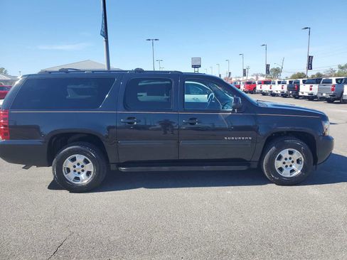 Used 2011 Chevrolet Suburban LS w/ Convenience Package 1 image 7
