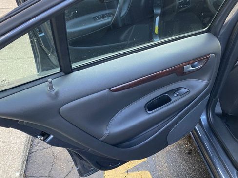 Used 2006 Volvo S60 2.5T image 19