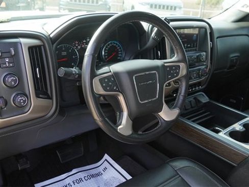 Used 2018 GMC Sierra 1500 Denali w/ Denali Ultimate Package image 19