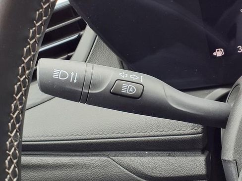 Used 2025 Buick Encore GX Preferred image 62