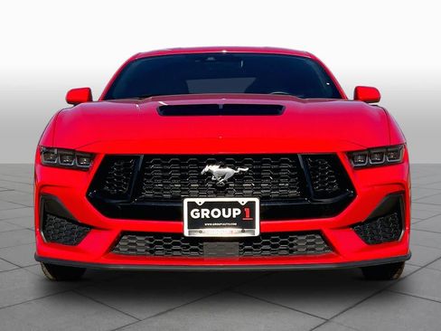 Used 2025 Ford Mustang GT RWD image 4
