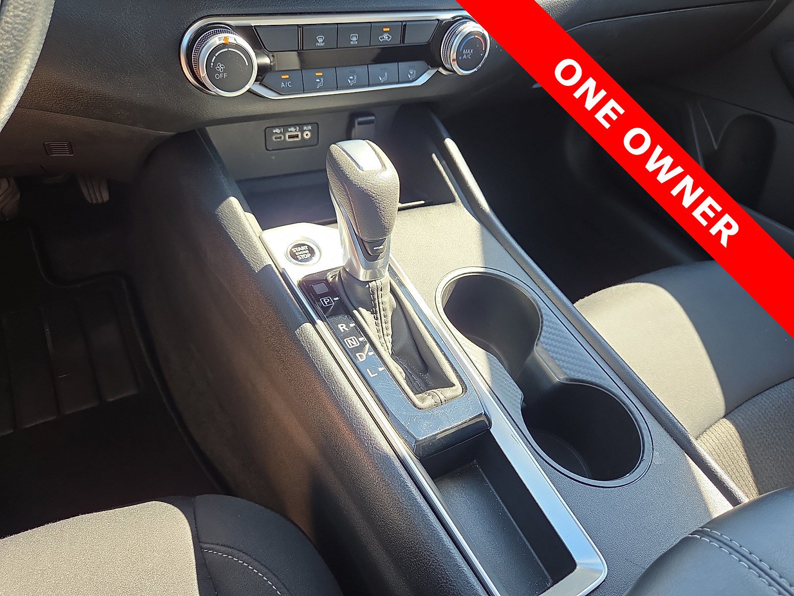 Used 2025 Nissan Altima 2.5 SV FWD image 25