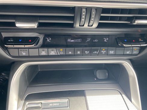 Certified 2025 MAZDA CX-90 Plug-In Hybrid w/Premium Sport AWD/4WD image 31