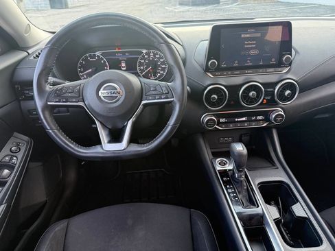 Used 2020 Nissan Sentra SV image 16