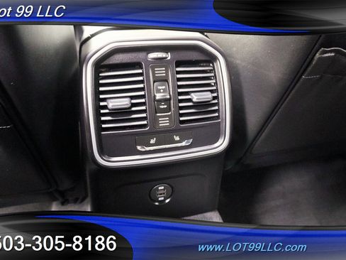 Used 2017 Porsche Macan AWD/4WD image 14