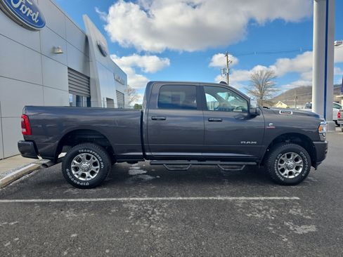 Used 2024 RAM 2500 Laramie image 2