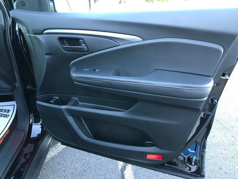 Used 2022 Honda Pilot TrailSport image 34