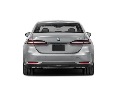 New 2027 BMW 530i w/ M Sport Package RWD image 5