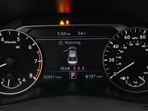 Used 2024 Nissan Altima 2.5 SV image 15