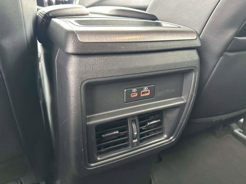 Used 2023 Nissan Murano SV image 10