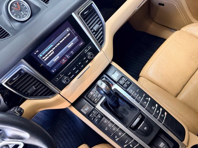 Used 2017 Porsche Macan S AWD/4WD image 27