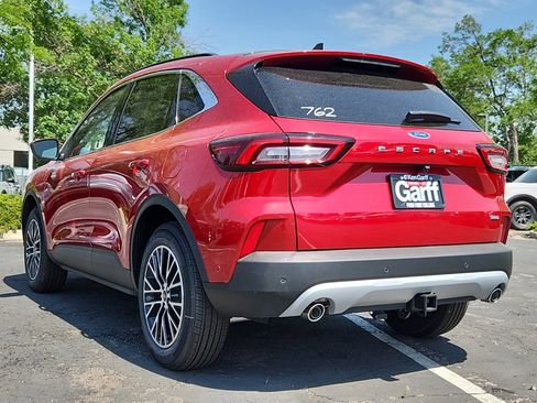 New 2024 Ford Escape SE w/ PHEV Premium Package image 5