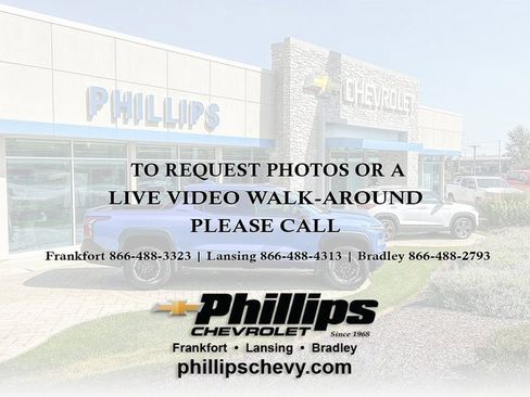 Used 2022 Chevrolet Trax LT w/ LT Convenience Package image 8