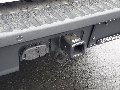 New 2025 Ford Maverick XLT w/ XLT Luxury Package image 32