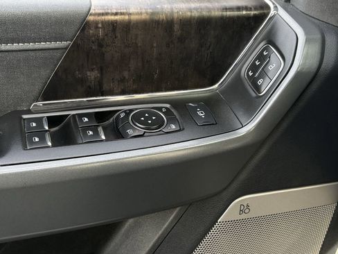 Used 2023 Ford F250 Lariat w/ Tremor Off-Road Package image 20