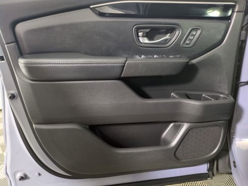 Certified 2024 Honda Pilot Touring image 14