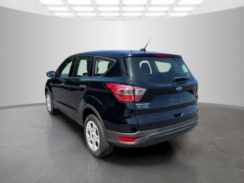 Used 2017 Ford Escape S FWD image 4