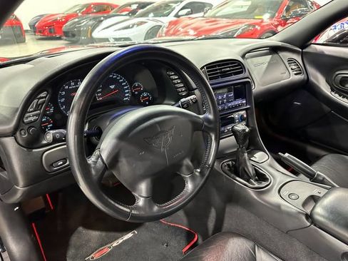 Used 2002 Chevrolet Corvette Z06 w/ Memory Pkg image 11