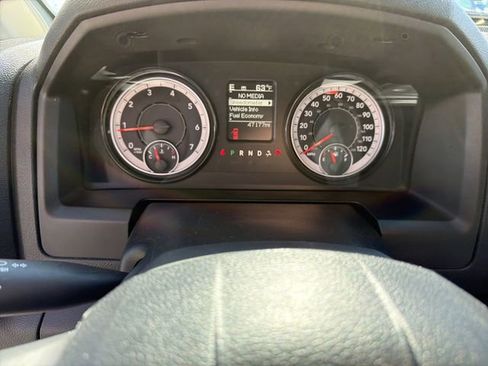 Used 2024 RAM 1500 Classic SLT AWD/4WD image 18